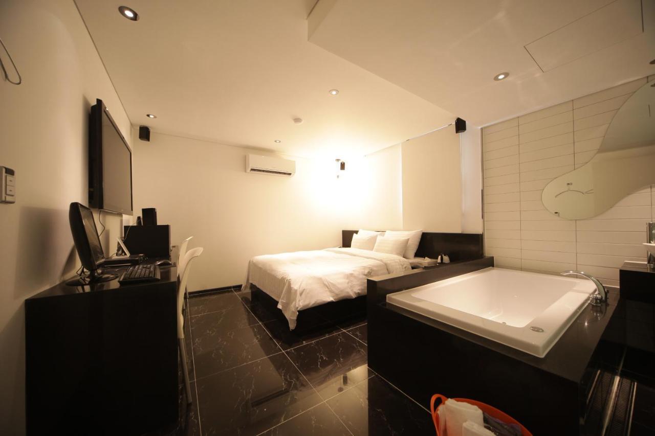 סיאול Hotel Pop Jongno מראה חיצוני תמונה